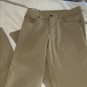 Lululemon men’s khakis